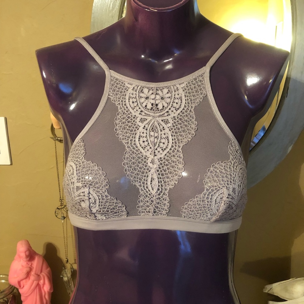 VS Lacy Bra